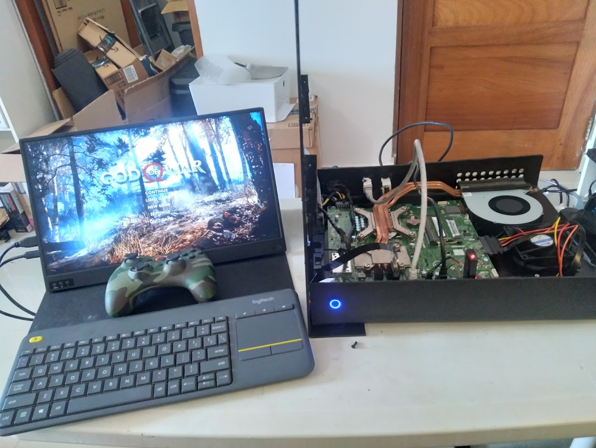 Construyendo una Consola de Videojuegos Personalizada con una Placa de PC y GPU Integrada